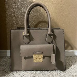 Michael Kors Handbag,cross-body strap, color mocha